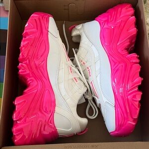 Steve Madden Revel White/Pink